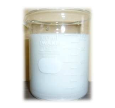 水性塗料を含むモルタル洗浄水 処理前